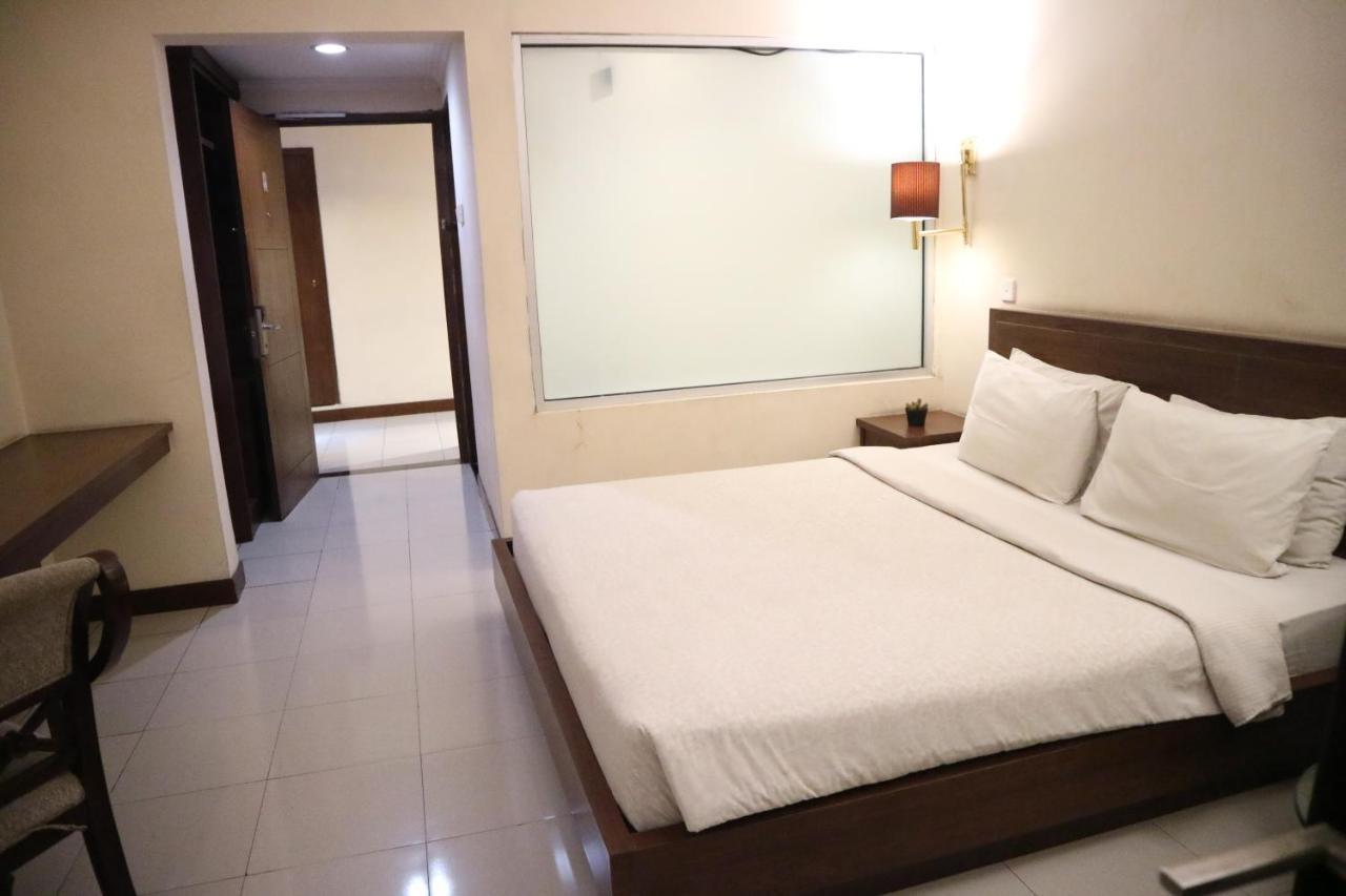 Excellent Seven Boutique Hotel บันดุง ภายนอก รูปภาพ