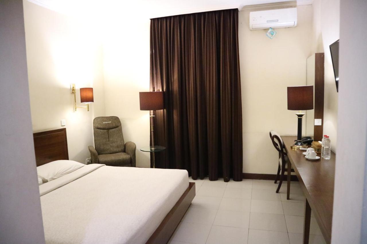 Excellent Seven Boutique Hotel บันดุง ภายนอก รูปภาพ